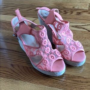 Coral Lace platform Wedges
